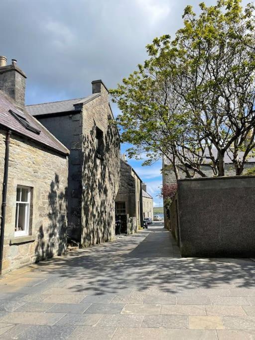 Cosy Cottage In Kveldrso Gardens Lerwick Exterior foto
